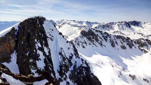 Depuis le sommet de Pic Negre d'Envalira · Pyrénées, Pyrénées Orientales, Puymorens, FR · GPS 42°31'6.39'' N 1°43'20.96'' E · Altitude 2818m