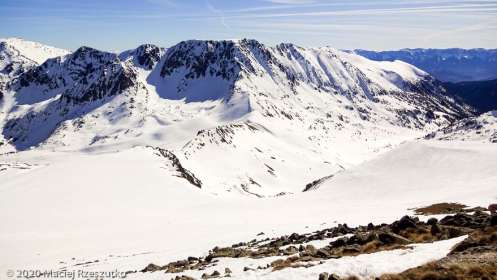Au sommet du Pic d'Envalira · Pyrénées, Pyrénées Orientales, Puymorens, FR · GPS 42°31'2.30'' N 1°43'17.51'' E · Altitude 2823m