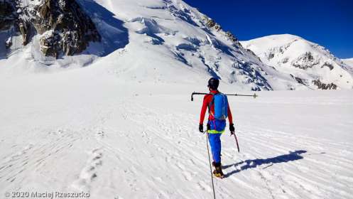 Col du Midi · Alpes, Massif du Mont-Blanc, FR · GPS 45°52'16.27'' N 6°53'14.09'' E · Altitude 3538m