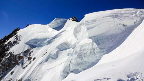 Arête du Triangle · Alpes, Massif du Mont-Blanc, FR · GPS 45°51'33.32'' N 6°53'13.46'' E · Altitude 4136m
