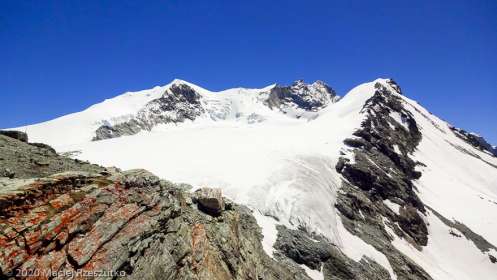 Bishorn 4153m · Alpes, Alpes centrales, Vallée d'Anniviers, CH · GPS 46°7'48.90'' N 7°40'46.95'' E · Altitude 3203m
