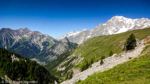 CCC en off · Alpes, Massif du Mont-Blanc, CCC, IT · GPS 45°48'53.34'' N 7°1'2.43'' E · Altitude 2061m