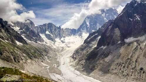 Dans la montée au Refuge du Couvercle · Alpes, Massif du Mont-Blanc, FR · GPS 45°54'15.21'' N 6°57'35.55'' E · Altitude 2396m