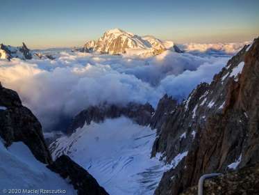Escalade de l'Aiguille du Jardin · Alpes, Massif du Mont-Blanc, FR · GPS 45°55'58.97'' N 6°58'39.76'' E · Altitude 3837m