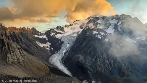 2020-09-12 · 19:34 · Traversée du Grand Combin