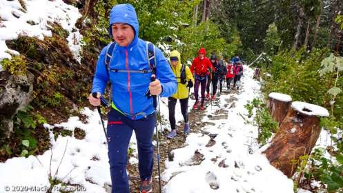 Stage Trail Découverte J3 · Alpes, Aiguilles Rouges, Vallée de Chamonix, FR · GPS 45°58'55.00'' N 6°55'23.08'' E · Altitude 1323m
