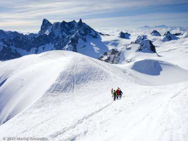 Mont-Blanc du Tacul en solo · Alpes, Massif du Mont-Blanc, Vallée de Chamonix, FR · GPS 45°52'44.18'' N 6°53'25.68'' E · Altitude 3638m