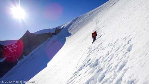 Mallory-Porter face Nord de l'Aiguille · Alpes, Massif du Mont-Blanc, Vallée de Chamonix, FR · GPS 45°52'48.20'' N 6°53'13.96'' E · Altitude 3634m