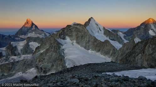 Zinalrothorn 4221m · Alpes, Alpes valaisannes, CH · GPS 46°3'26.04'' N 7°41'40.07'' E · Altitude 3775m