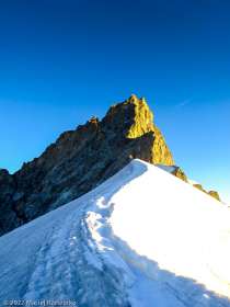 Zinalrothorn 4221m · Alpes, Alpes valaisannes, CH · GPS 46°3'34.90'' N 7°41'36.30'' E · Altitude 3877m