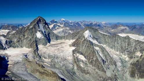 Zinalrothorn 4221m · Alpes, Alpes valaisannes, CH · GPS 46°3'53.42'' N 7°41'24.46'' E · Altitude 4221m