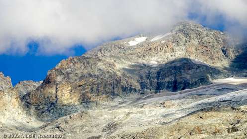 Zinalrothorn 4221m · Alpes, Alpes valaisannes, CH · GPS 46°1'48.10'' N 7°43'15.25'' E · Altitude 2351m