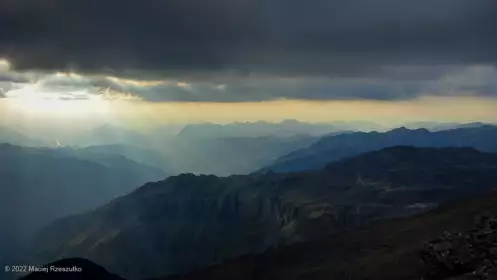 2022-08-12 · 19:26 · Mont Buet bivouac