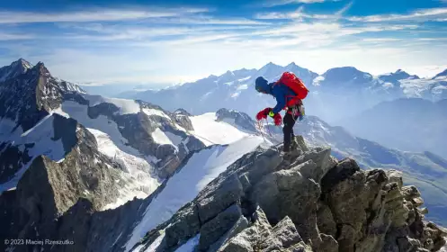 2023-07-14 · 09:07 · Ober Gabelhorn 4063m