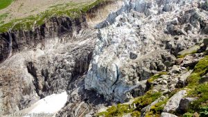 Glacier d'Argentière · Alpes, Massif du Mont-Blanc, Vallée de Chamonix, FR · GPS 45°58'5.14'' N 6°57'47.63'' E · Altitude 2147.6706m