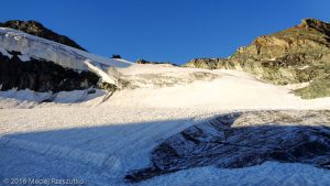 Felskin · Alpes, Alpes valaisannes, Massif de l'Allalin, CH · GPS 46°4'2.36'' N 7°54'55.11'' E · Altitude 2952m