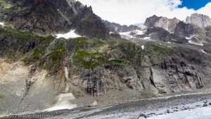 Glacier de Leschaux · Alpes, Massif du Mont-Blanc, Vallée de Chamonix, FR · GPS 45°53'37.55'' N 6°58'28.79'' E · Altitude 2193m