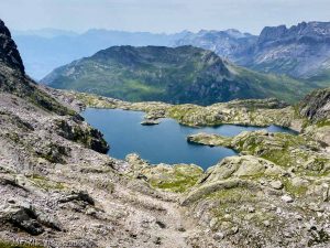 Lac Cornu · Alpes, Préalpes de Savoie, Aiguilles Rouges, FR · GPS 45°57'29.28'' N 6°51'19.68'' E · Altitude 2535m