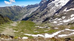Grandes Autannes · Alpes, Massif du Mont-Blanc, Vallée de Chamonix, FR · GPS 46°1'10.27'' N 6°58'53.06'' E · Altitude 2680m