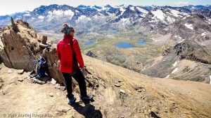 Vue depuis le sommet du Taou Blanc · Alpes, Val d'Aoste, Parc National du Grand Paradis, IT · GPS 45°31'17.90'' N 7°8'54.93'' E · Altitude 3438m