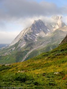 Dans la montée au bivouac Gino Rainetto · Alpes, Massif du Mont-Blanc, Val Vény, IT · GPS 45°46'44.76'' N 6°51'27.95'' E · Altitude 2042m