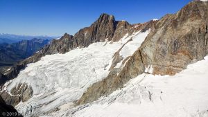 Panorama depuis le sommet du Petit Mont Blanc · Alpes, Massif du Mont-Blanc, Val Vény, IT · GPS 45°47'30.32'' N 6°49'58.94'' E · Altitude 3424m