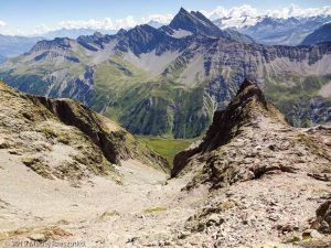 Dans la descente du bivouac Gino Rainetto · Alpes, Massif du Mont-Blanc, Val Vény, IT · GPS 45°47'4.81'' N 6°50'32.64'' E · Altitude 2907m