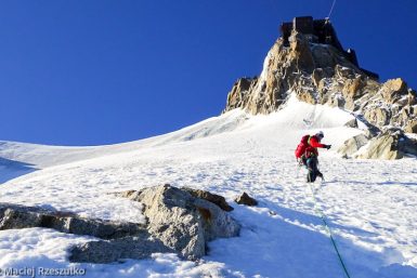 Mallory-Porter face Nord de l'Aiguille · Alpes, Massif du Mont-Blanc, Vallée de Chamonix, FR · GPS 45°52'51.85'' N 6°53'12.40'' E · Altitude 3525m