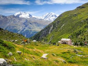 Zinalrothorn 4221m · Alpes, Alpes valaisannes, CH · GPS 46°1'54.65'' N 7°43'11.18'' E · Altitude 2371m