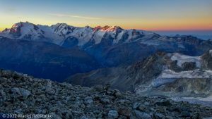 Zinalrothorn 4221m · Alpes, Alpes valaisannes, CH · GPS 46°3'26.04'' N 7°41'40.06'' E · Altitude 3775m