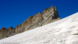 Zinalrothorn 4221m · Alpes, Alpes valaisannes, CH · GPS 46°3'25.65'' N 7°41'40.23'' E · Altitude 3718m