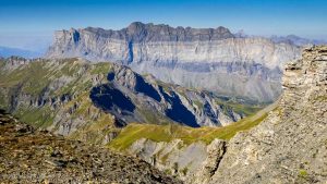 Bivouac au Mont Buet · Alpes, Préalpes de Savoie, Aiguilles Rouges, FR · GPS 46°0'51.36'' N 6°50'58.36'' E · Altitude 2654m