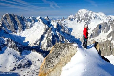 Les Droites VN · Alpes, Alpes occidentales, Massif du Mon-Blanc, FR · GPS 45°55'50.50'' N 6°59'20.30'' E · Altitude 4000m