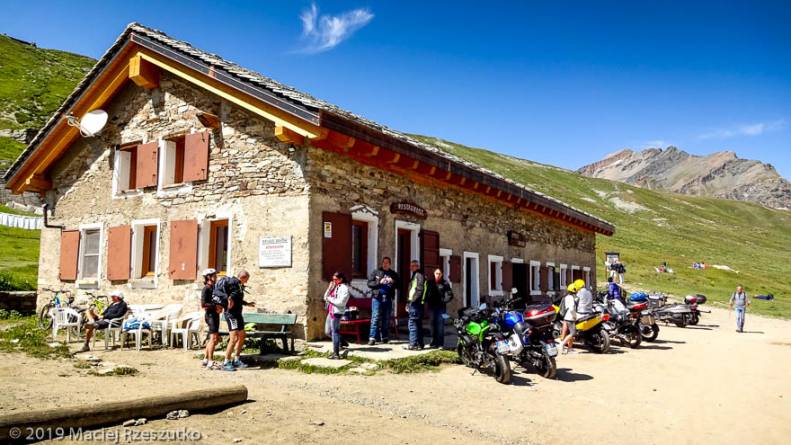 Retour au Col du Nivolet · Alpes, Val d'Aoste, Parc National du Grand Paradis, IT · GPS 45°29'8.37'' N 7°8'36.46'' E · Altitude 2510m
