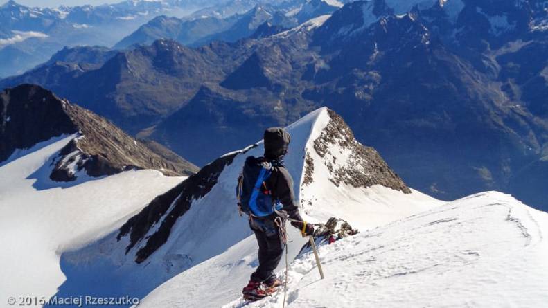 Arête NE du Nadelhorn · Alpes, Alpes valaisannes, Massif de Michabel, CH · GPS 46°6'43.76'' N 7°52'0.64'' E · Altitude 4098m